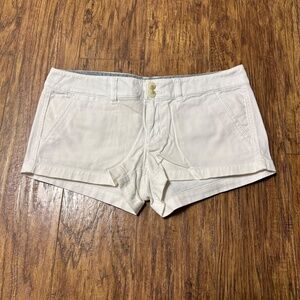 American Eagle White Shorts Size 2 EUC!